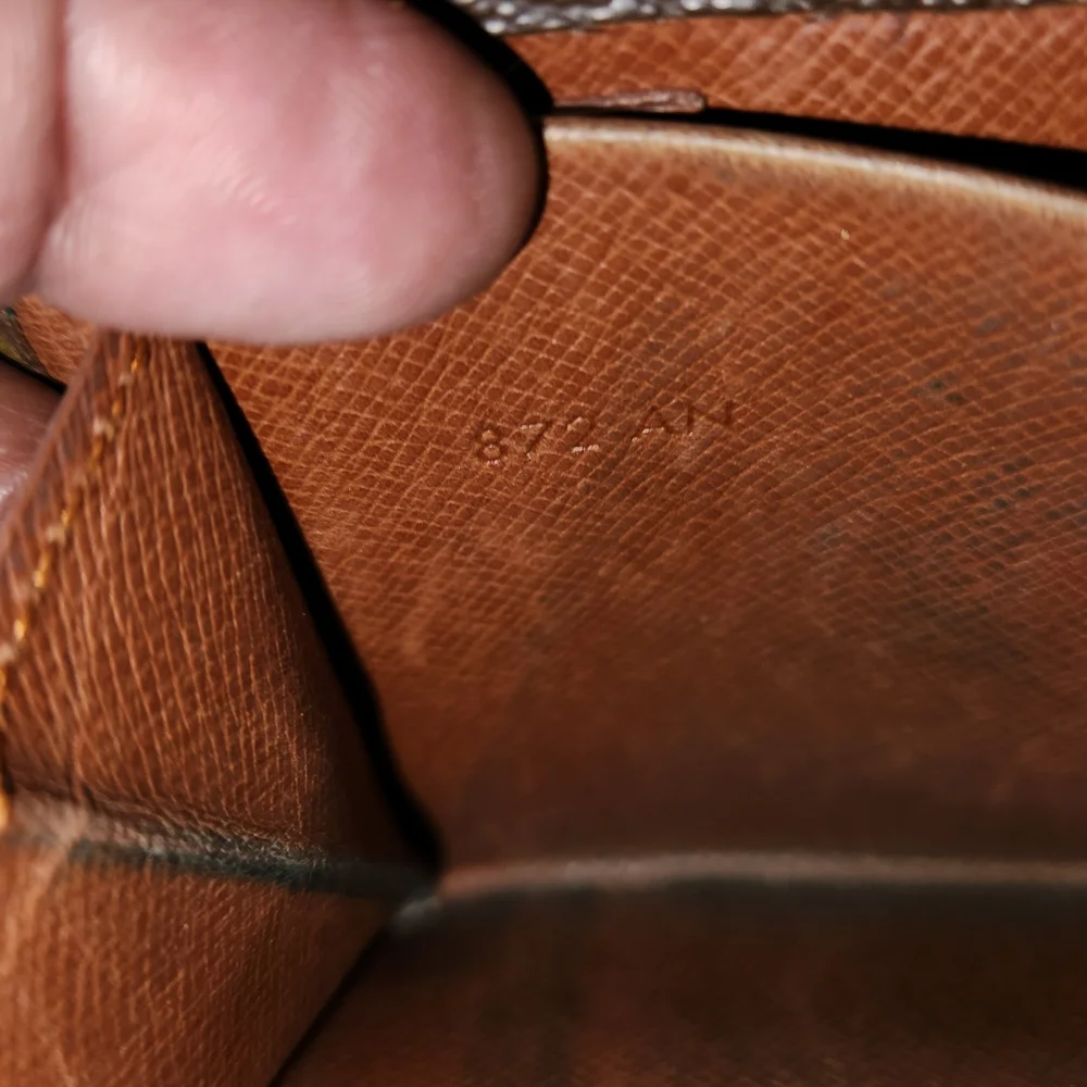 LOUIS VUITTON MONOGRAM CANVAS DOUBLE SNAP VINTAGE  WALLET ! - Picture 13 of 16